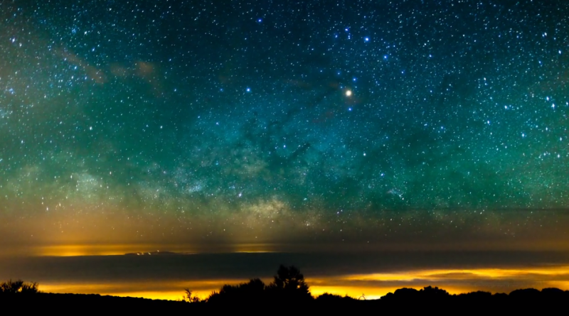 Cielo estrellado sobre horizonte (Fuente: futurism.com)